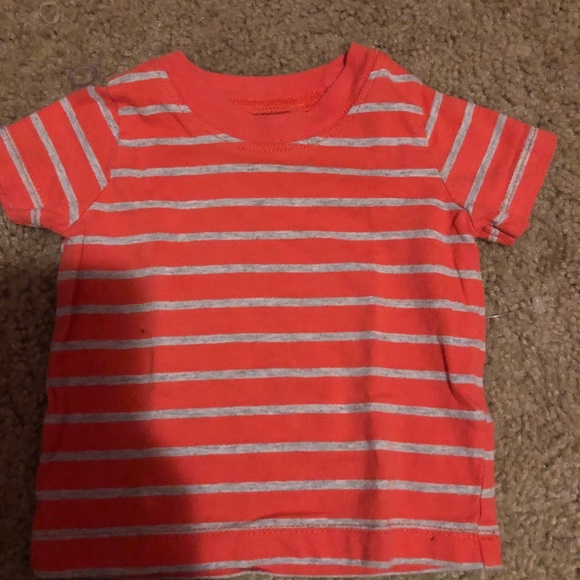 Bundle!! Three shirts - Picture 4 of 8